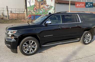 Позашляховик / Кросовер Chevrolet Suburban 2015 в Києві