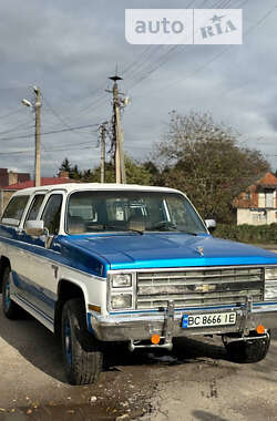 Позашляховик / Кросовер Chevrolet Suburban 1985 в Львові