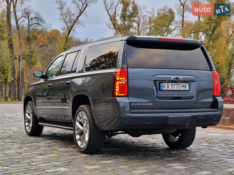 Внедорожник / Кроссовер Chevrolet Suburban 2018 в Киеве