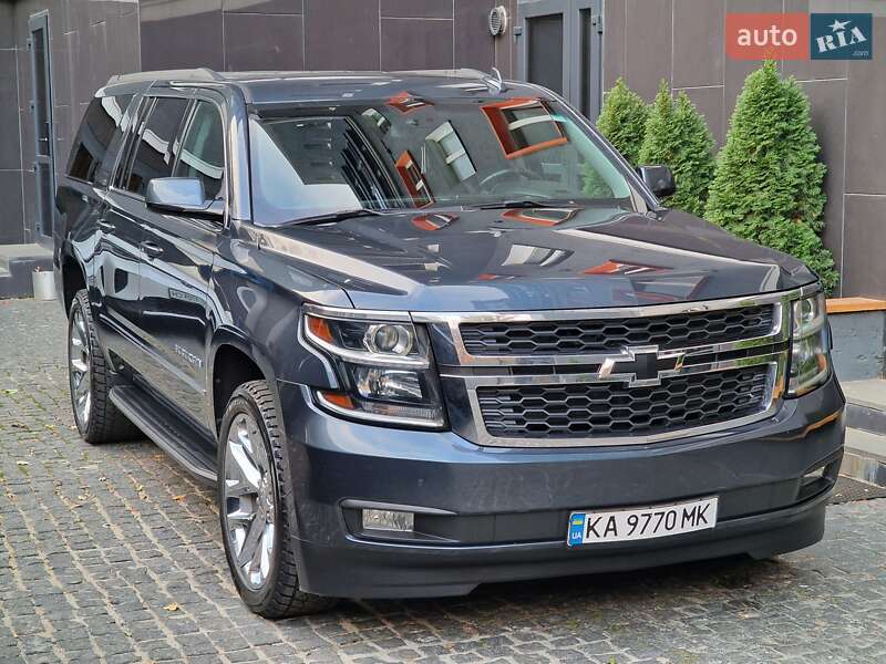 Внедорожник / Кроссовер Chevrolet Suburban 2018 в Киеве