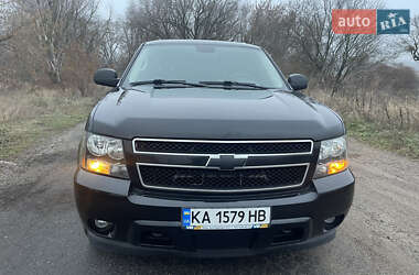 Позашляховик / Кросовер Chevrolet Suburban 2009 в 