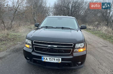 Позашляховик / Кросовер Chevrolet Suburban 2009 в 