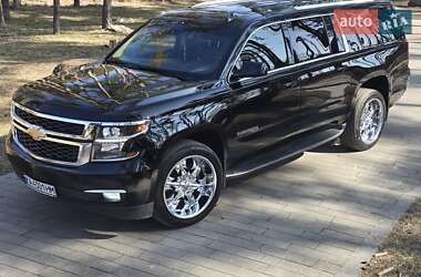 Внедорожник / Кроссовер Chevrolet Suburban 2016 в 
