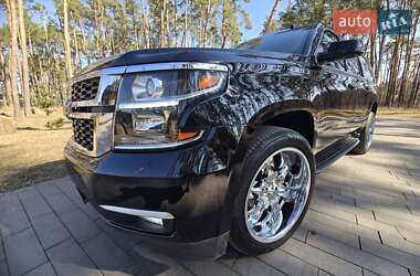 Внедорожник / Кроссовер Chevrolet Suburban 2016 в 