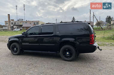 Позашляховик / Кросовер Chevrolet Suburban 2006 в 