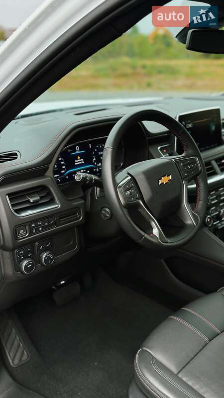 Позашляховик / Кросовер Chevrolet Suburban 2022 в Києві