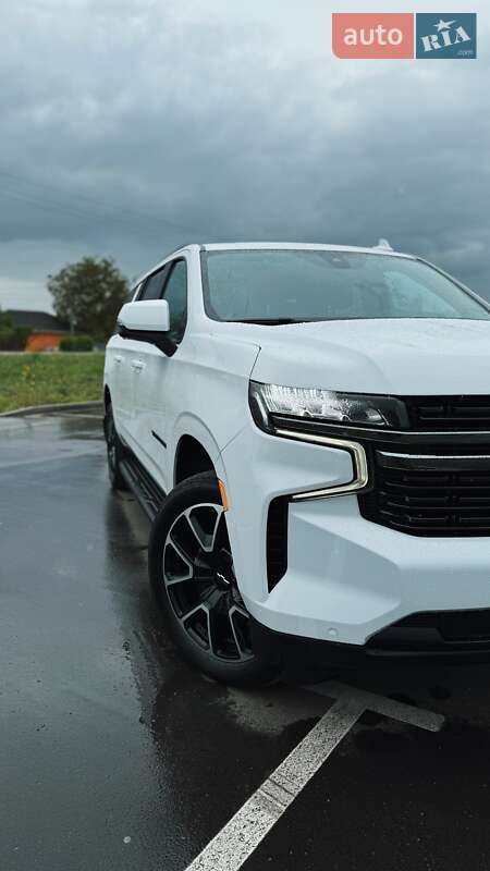 Позашляховик / Кросовер Chevrolet Suburban 2022 в Києві