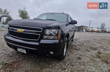 Позашляховик / Кросовер Chevrolet Suburban 2013 в Богородчанах