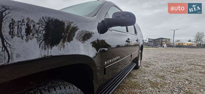 Позашляховик / Кросовер Chevrolet Suburban 2013 в Богородчанах