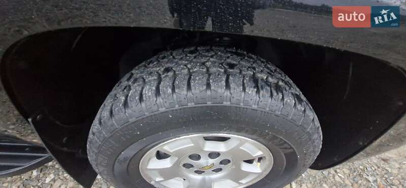 Позашляховик / Кросовер Chevrolet Suburban 2013 в Богородчанах