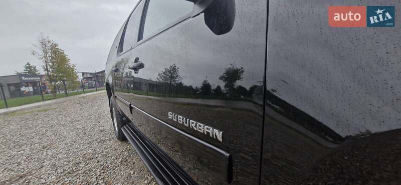 Позашляховик / Кросовер Chevrolet Suburban 2013 в Богородчанах