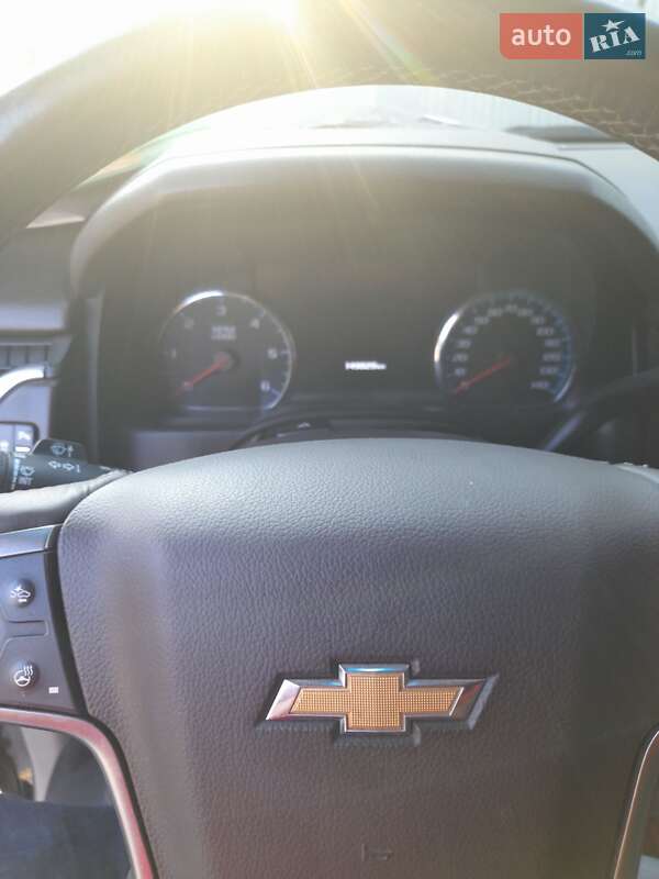 Позашляховик / Кросовер Chevrolet Suburban 2017 в Рівному