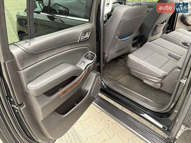 Внедорожник / Кроссовер Chevrolet Suburban 2016 в Киеве фото 24 Внедорожник / Кроссовер Chevrolet Suburban 2016 в Киеве