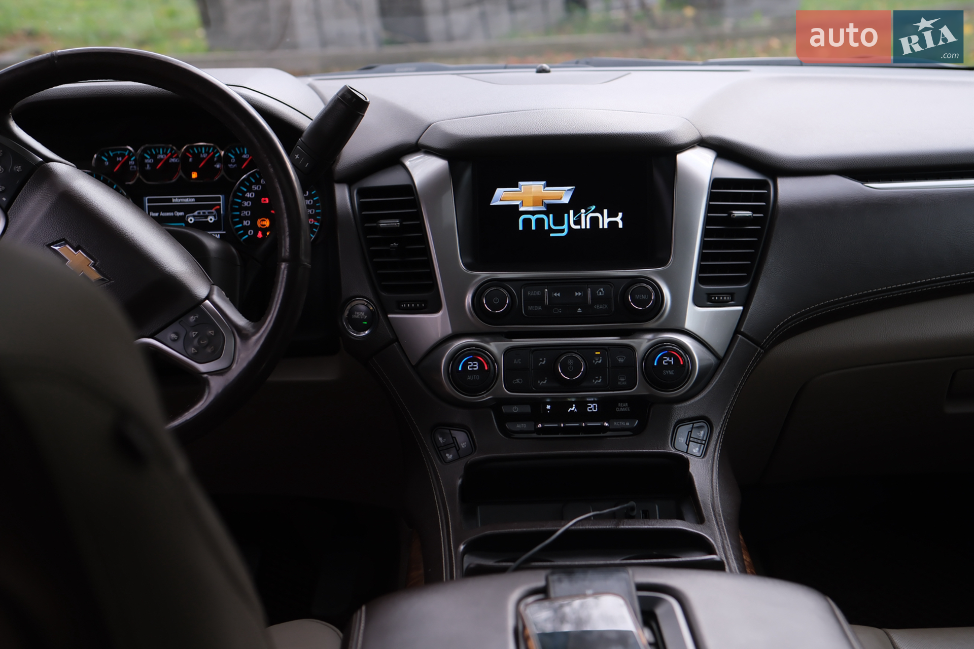 2016 Chevrolet Suburban - мініатюра 14