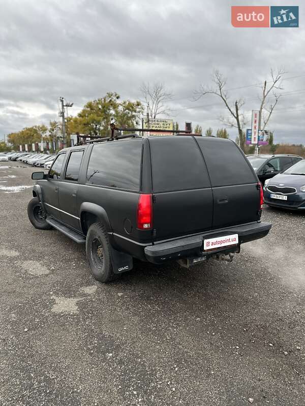 Внедорожник / Кроссовер Chevrolet Suburban 1997 в Белогородке