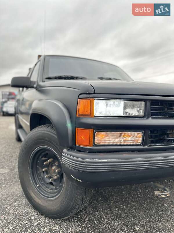 Внедорожник / Кроссовер Chevrolet Suburban 1997 в Белогородке