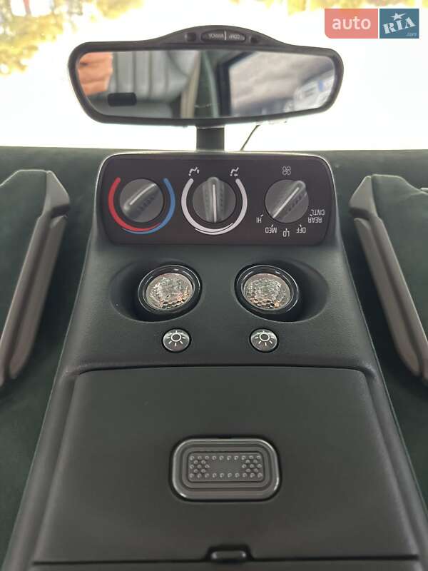 Внедорожник / Кроссовер Chevrolet Suburban 1997 в Белогородке