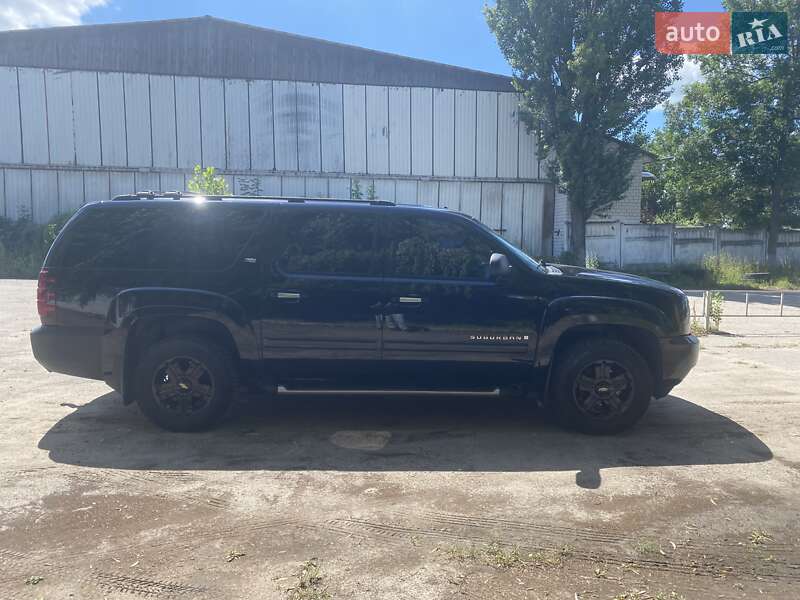 Внедорожник / Кроссовер Chevrolet Suburban 2007 в Виннице фото 5 Внедорожник / Кроссовер Chevrolet Suburban 2007 в Виннице