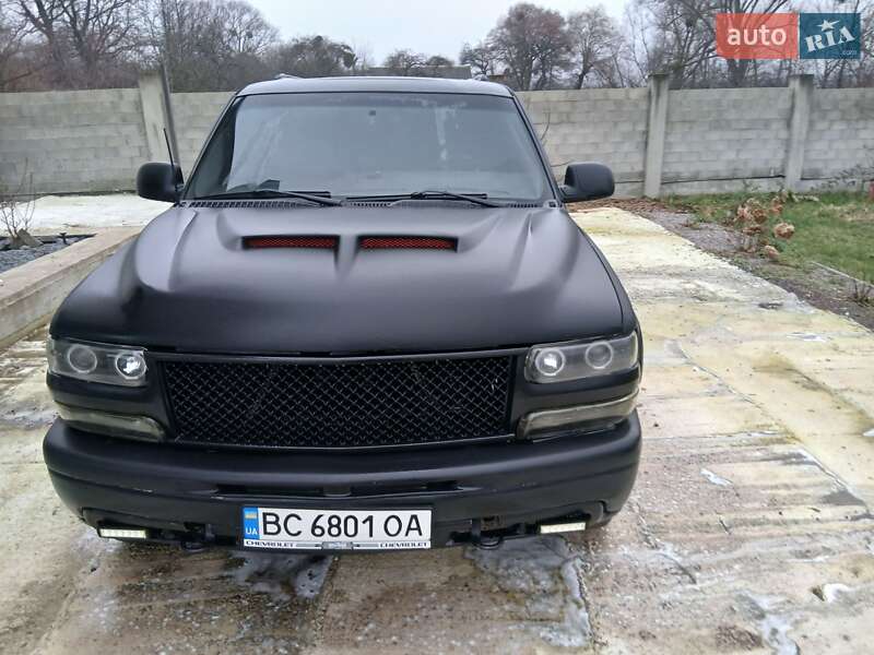 Внедорожник / Кроссовер Chevrolet Suburban 2000 в Львове фото 36 Внедорожник / Кроссовер Chevrolet Suburban 2000 в Львове