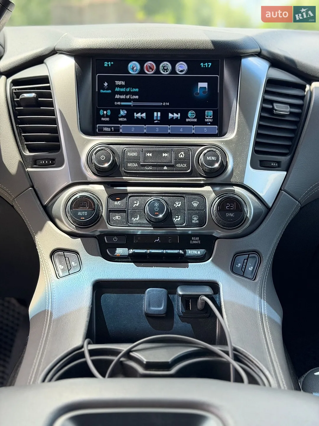 2019 Chevrolet Suburban - мініатюра 12