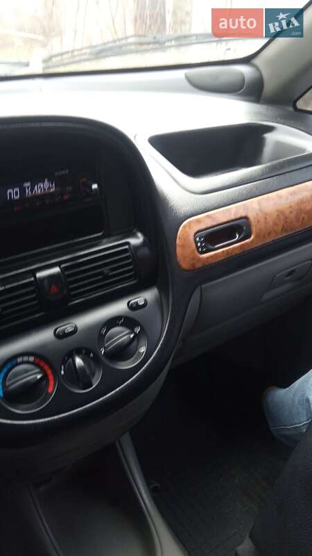 Універсал Chevrolet Tacuma 2005 в Полонному