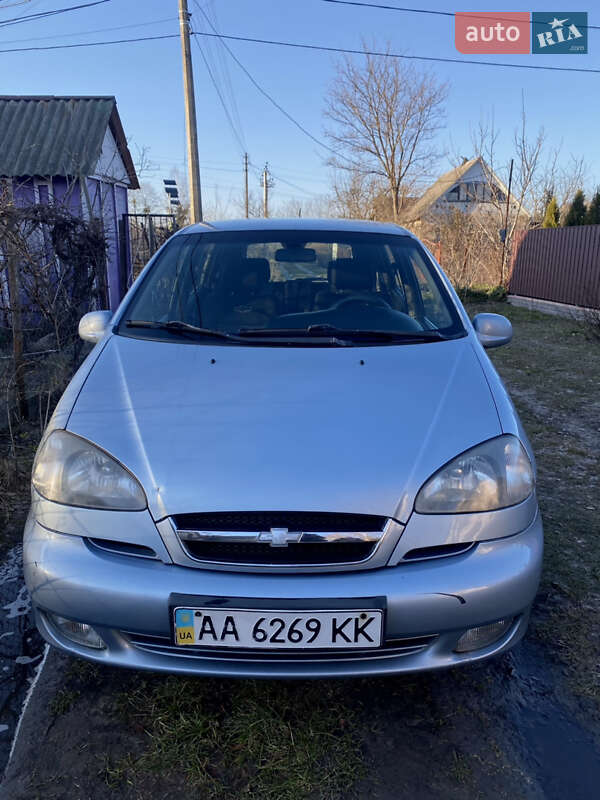 Універсал Chevrolet Tacuma 2007 в Києві