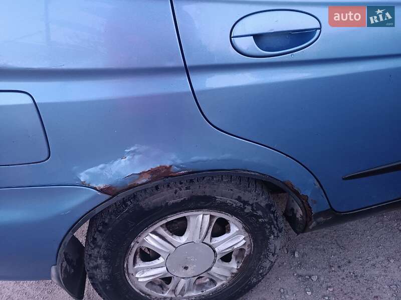 Мінівен Chevrolet Tacuma 2004 в Білій Церкві