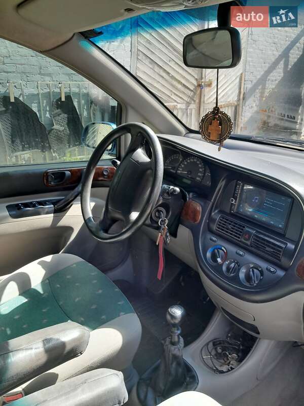 Минивэн Chevrolet Tacuma 2005 в Житомире