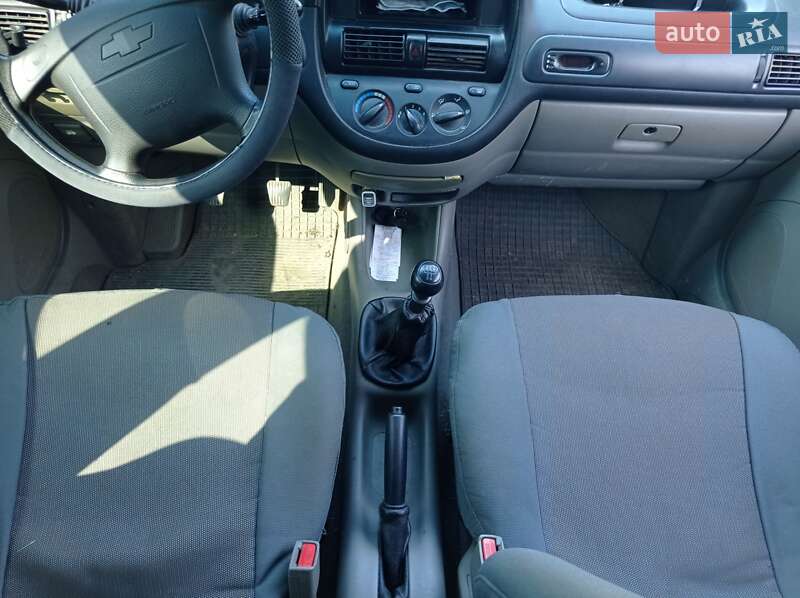 Минивэн Chevrolet Tacuma 2005 в Запорожье