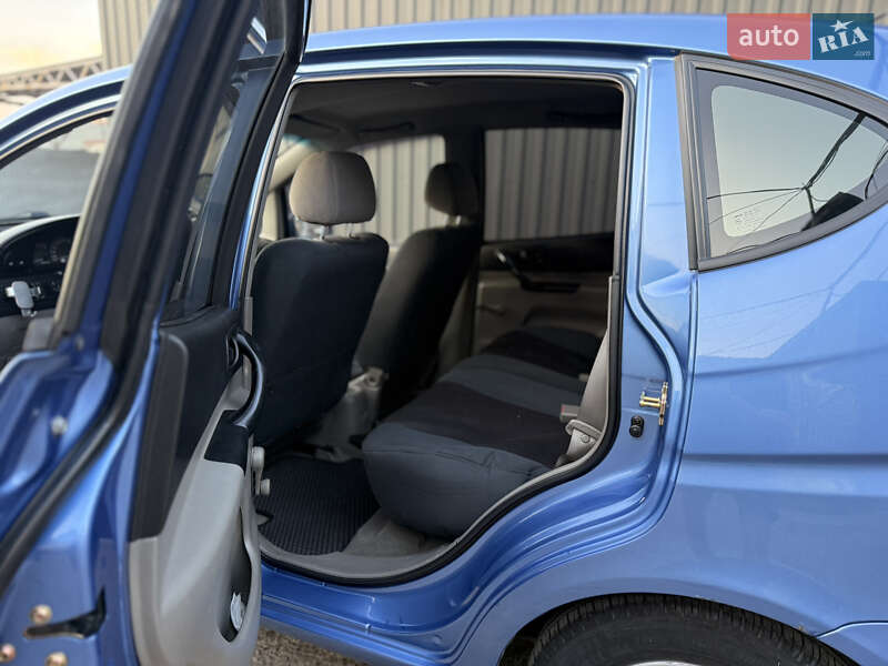 Минивэн Chevrolet Tacuma 2006 в Киеве