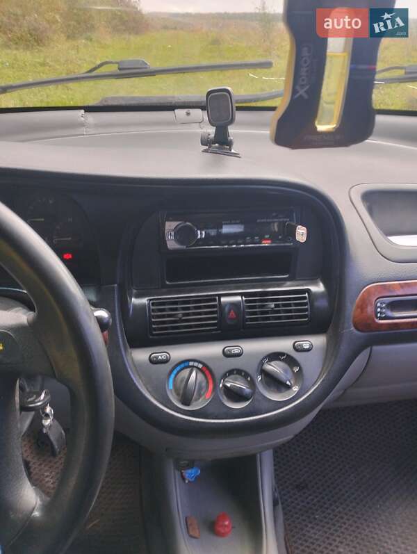 Минивэн Chevrolet Tacuma 2005 в Жовтанцах фото 5 Минивэн Chevrolet Tacuma 2005 в Жовтанцах