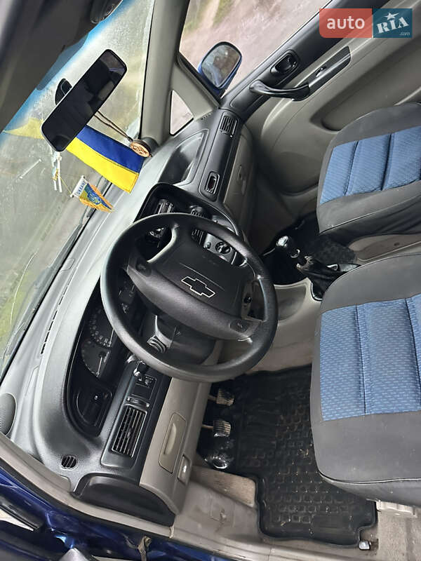 Минивэн Chevrolet Tacuma 2004 в Звенигородке