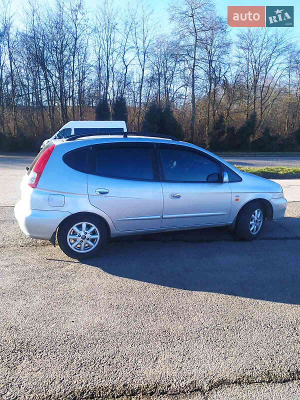 Мінівен Chevrolet Tacuma 2005 в Львові