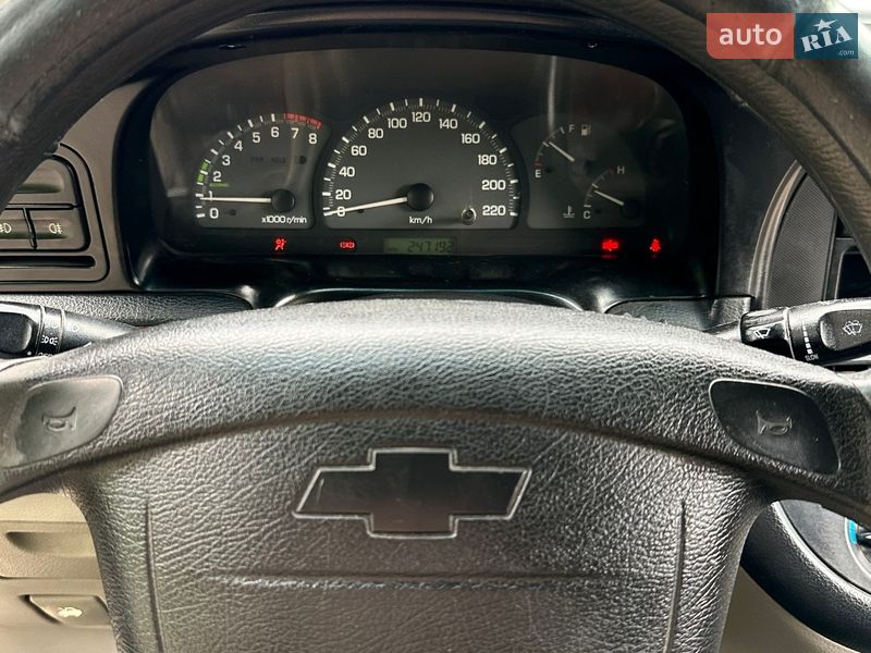 Минивэн Chevrolet Tacuma 2005 в Кропивницком