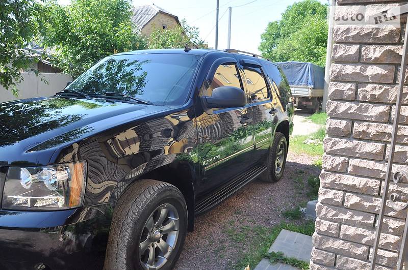 Внедорожник / Кроссовер Chevrolet Tahoe 2007 в Киеве фото 10 Внедорожник / Кроссовер Chevrolet Tahoe 2007 в Киеве