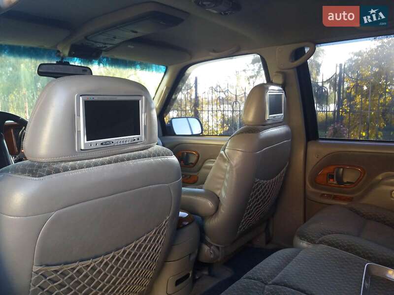 Внедорожник / Кроссовер Chevrolet Tahoe 1997 в Кривом Роге