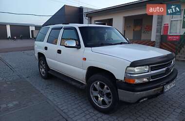 Внедорожник / Кроссовер Chevrolet Tahoe 2001 в 