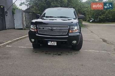 Внедорожник / Кроссовер Chevrolet Tahoe 2008 в 