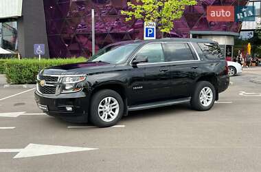 Внедорожник / Кроссовер Chevrolet Tahoe 2015 в 