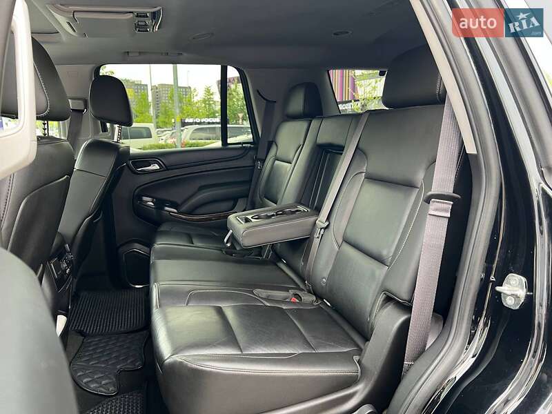 Позашляховик / Кросовер Chevrolet Tahoe 2015 в Києві