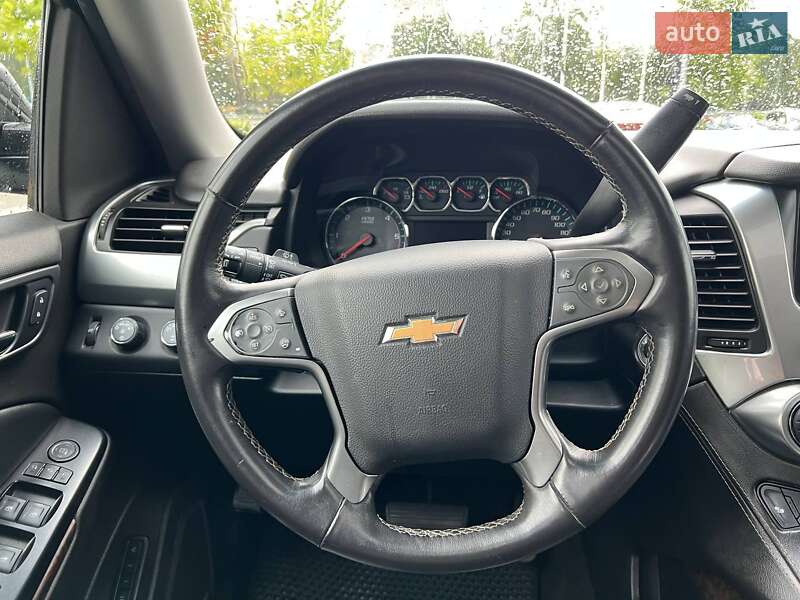Позашляховик / Кросовер Chevrolet Tahoe 2015 в Києві