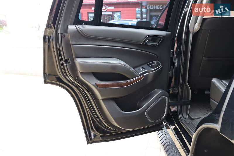Внедорожник / Кроссовер Chevrolet Tahoe 2018 в Львове