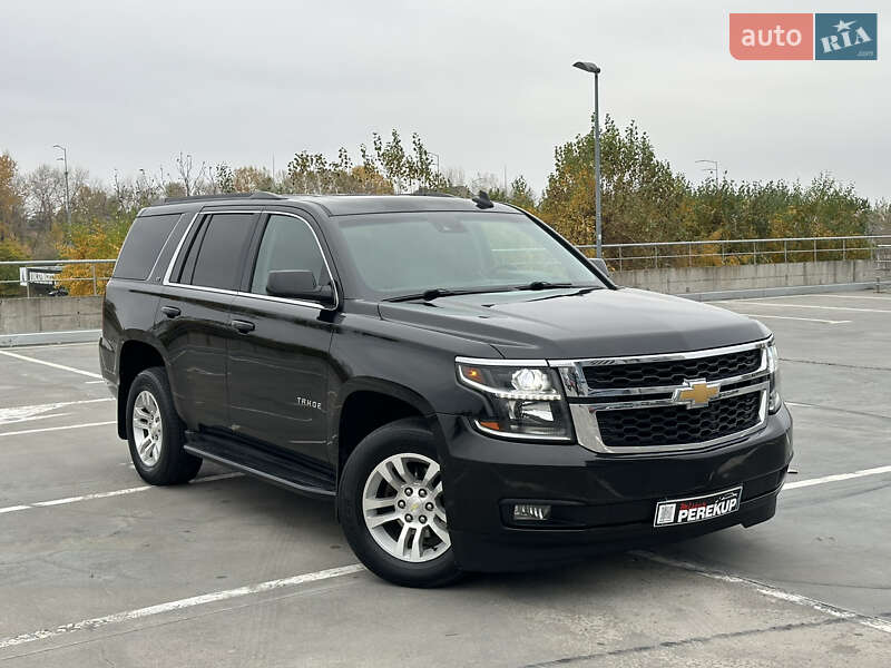 Позашляховик / Кросовер Chevrolet Tahoe 2015 в Києві фото 2 Позашляховик / Кросовер Chevrolet Tahoe 2015 в Києві