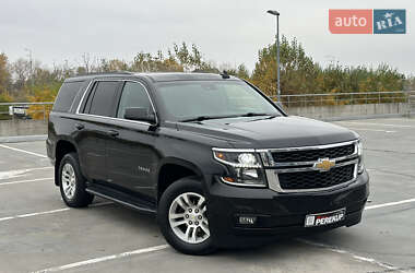 Внедорожник / Кроссовер Chevrolet Tahoe 2015 в 