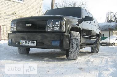 Внедорожник / Кроссовер Chevrolet Tahoe 1996 в 