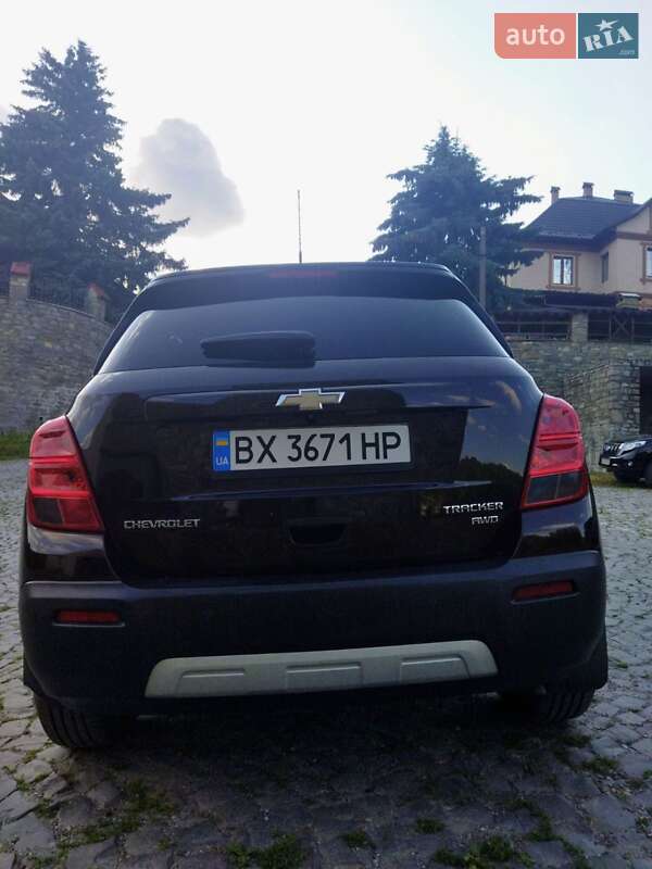 Внедорожник / Кроссовер Chevrolet Tracker 2014 в Каменец-Подольском