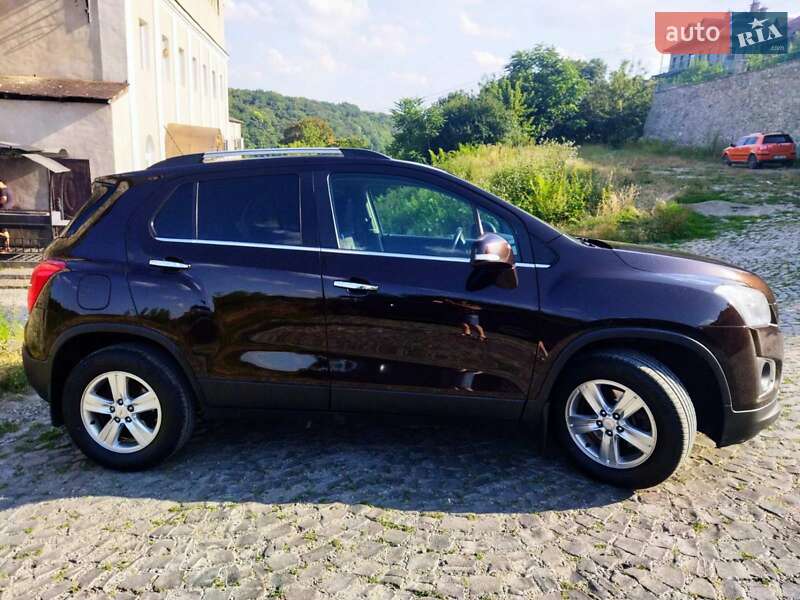Внедорожник / Кроссовер Chevrolet Tracker 2014 в Каменец-Подольском