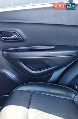 Внедорожник / Кроссовер Chevrolet Tracker 2014 в Каменец-Подольском