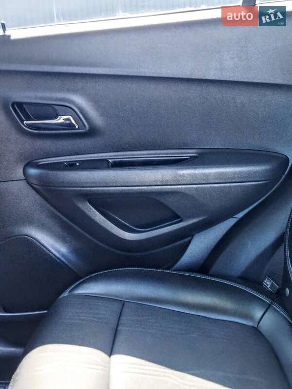 Внедорожник / Кроссовер Chevrolet Tracker 2014 в Каменец-Подольском