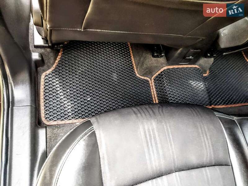 Внедорожник / Кроссовер Chevrolet Tracker 2014 в Каменец-Подольском